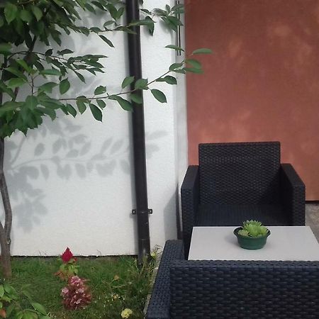 Tili Apartment Pula Ngoại thất bức ảnh