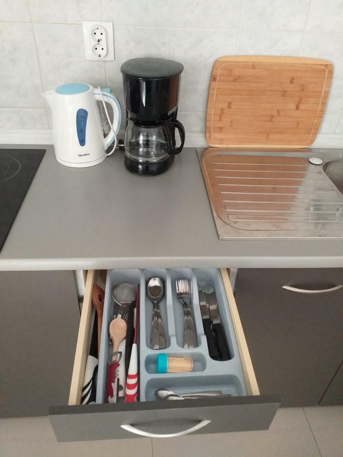 Tili Apartment Pula Ngoại thất bức ảnh